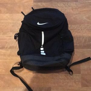 Nike elite backpack black